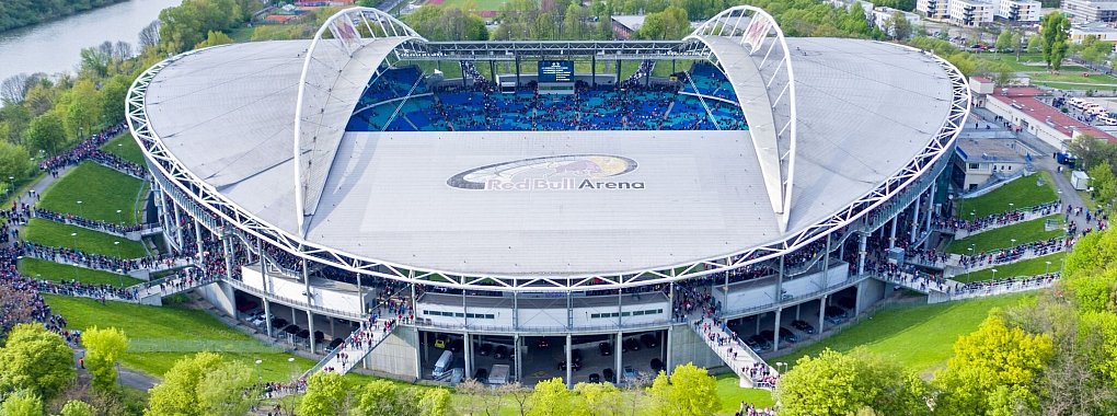 Soll Austragungsort eines Conference-League-Finals werden: Red Bull Arena in Leipzig. - © Jan Woitas/dpa