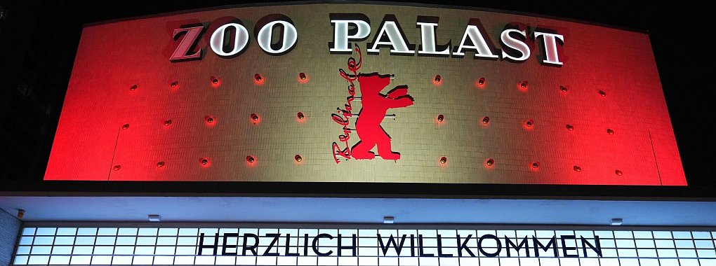 Menschen in Deutschland zieht es wieder vermehrt in die Kinos. (Archivfoto) - © Soeren Stache/dpa
