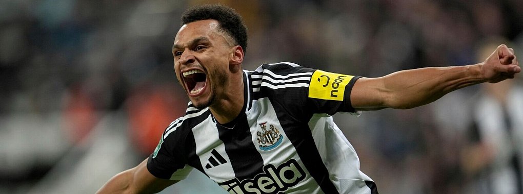 Jacob Murphy schoss Newcastle United in der ersten Halbzeit in Führung. - © Jon Super/AP/dpa