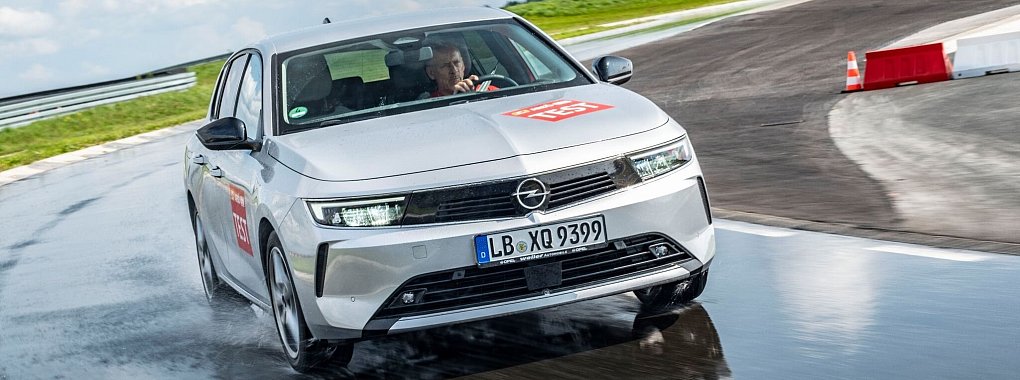 Die Reifenmodelle bekannter Premiummarken und preisg&uuml;nstiger Anbieter mussten bei einem aktuellen Test in den Bereichen Sicherheit (nass/trocken) und Wirtschaftlichkeit/Umwelt antreten - &copy; K.Tschovikov/ACE/K.Tschovikov/ACE/dpa