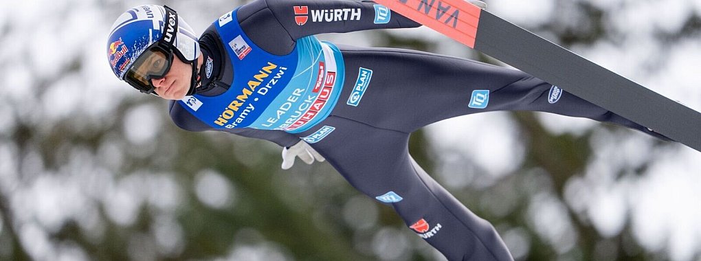 Andreas Wellinger hat den Gesamtsieg bei der Vierschanzentournee fest im Blick. - &copy; Georg Hochmuth/APA/dpa