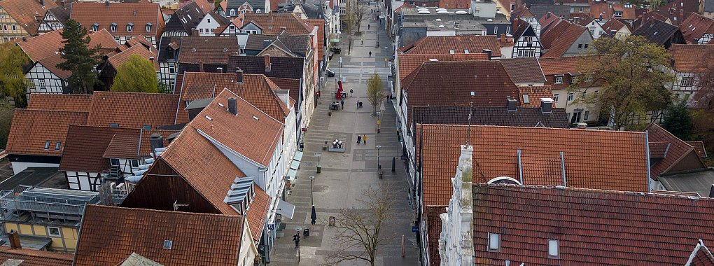 Die Lange Straße im Abschnitt zwischen dem Marktplatz und Krummer Straße. - © DSK Bielefeld