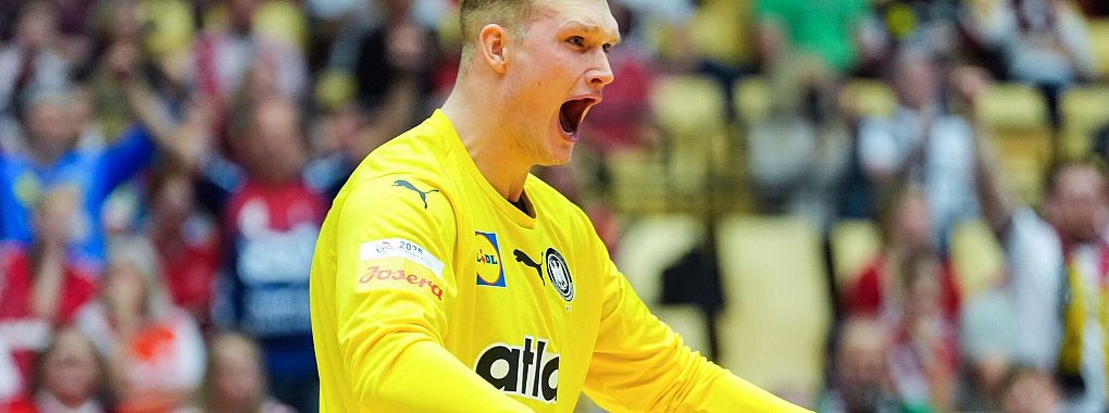 Torwart David Späth überragte beim WM-Sieg der deutschen Handballer gegen Tunesien. - © Soeren Stache/dpa