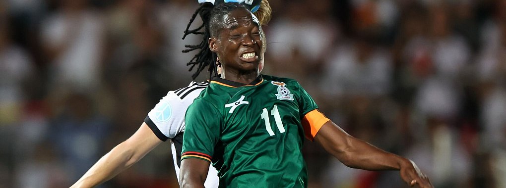 Schrecken f&uuml;r jede Abwehr: Barbra Banda - &copy; Daniel Karmann/dpa