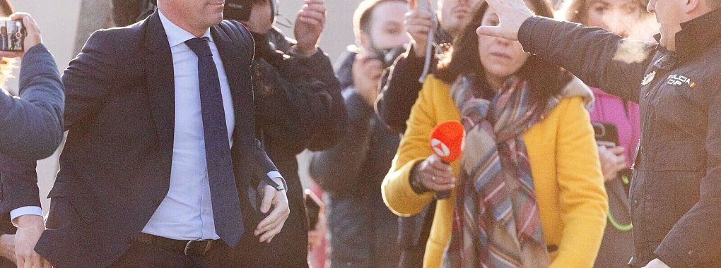 Der Prozess sorgt in Spanien seit Tagen für sehr viel Medienrummel. - © Eduardo Parra/EUROPA PRESS/dpa