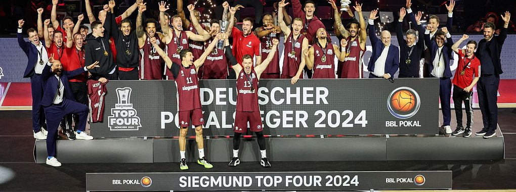 Die Bayern konnten den Titel im BBL-Pokal erfolgreich verteidigen. - © Daniel Löb/dpa