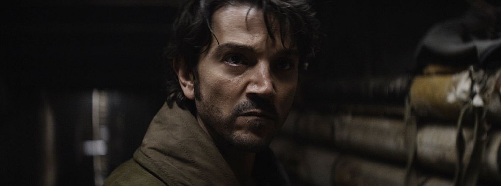Diego Luna spielt Titelheld Cassian Andor: «Er ist in der Lage, für die Rebellion schreckliche Dinge zu tun.» - © Quelle: Disney/dpa
