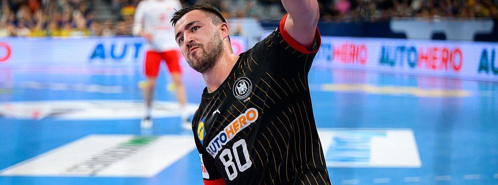 Kreisläufer Jannik Kohlbacher fällt im EM-Qualifikationsspiel in Österreich aus. - © Marco Wolf/dpa