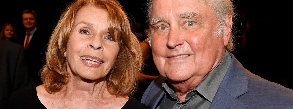 60 Jahre lang verheiratet: Senta Berger und ihr gestorbener Mann Michael Verhoeven (Archivbild). - © Felix Hörhager/dpa