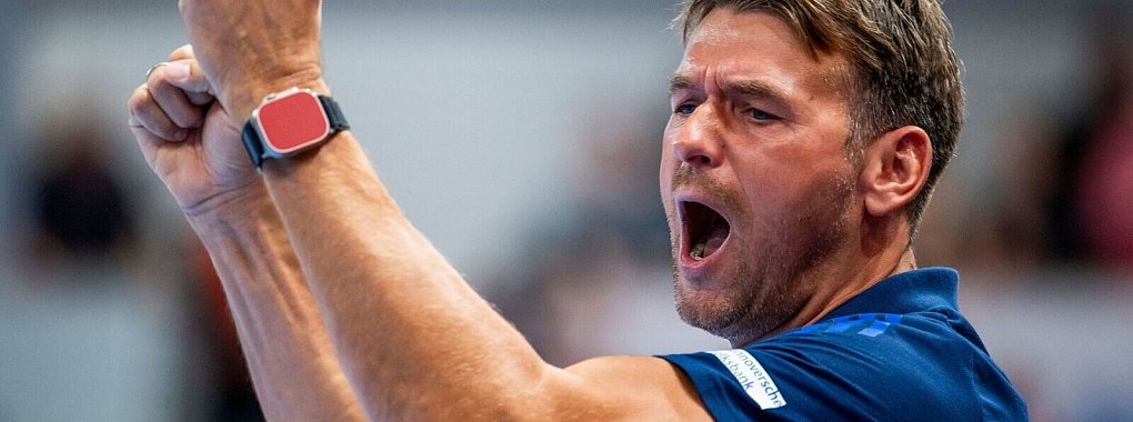 Trainer Christian Prokop hat die TSV Hannover-Burgdorf in dieser Saison zu einem Spitzenteam in der Handball-Bundesliga geformt. - © Julius Frick/dpa