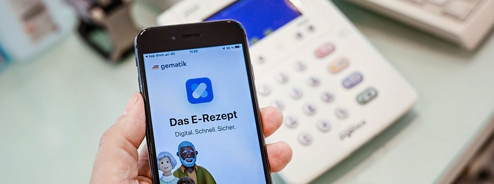 Damit Steuerzahler die Zuzahlungen für verschreibungspflichtige Medikamente absetzen können, benötigen sie ab Januar einen Kassenbon oder eine Rechnung der (Online-)Apotheke, auf der der Name des Versicherten vermerkt ist. - © Jens Kalaene/dpa/dpa-tmn