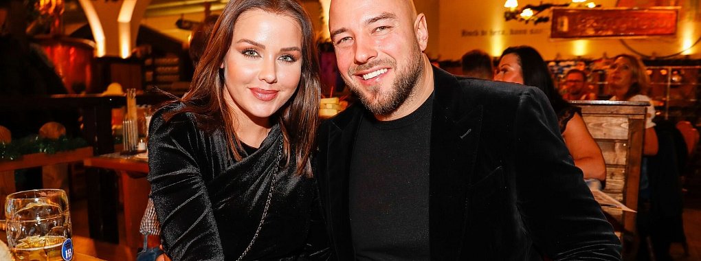 Kim Gloss mit Ehemann Alexander Beliaikin 2021 in Berlin. - &copy; Gerald Matzka/dpa