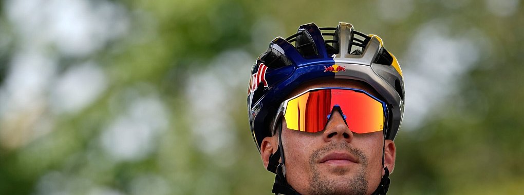 Primoz Roglic ist auf der elften Etappe gestürzt. - © Jerome Delay/AP/dpa