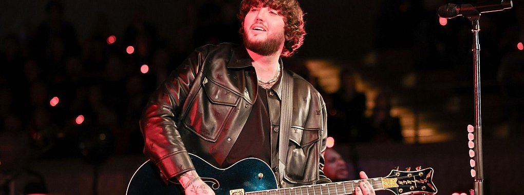 James Arthur bei einem Charity-Konzert in der Hamburger Elbphilharmonie. - &copy; Christian Charisius/dpa