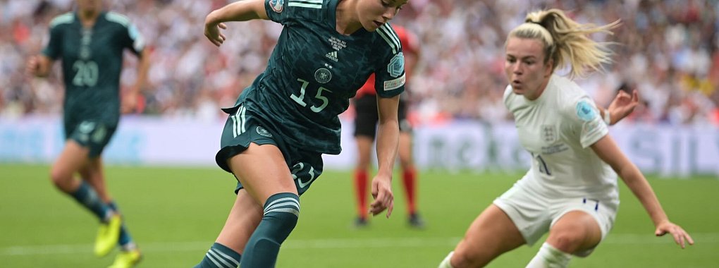 31 deutsche Städte wollen 2029 EM-Spiele der Fußballerinnen ausrichten - © Sebastian Christoph Gollnow/dpa