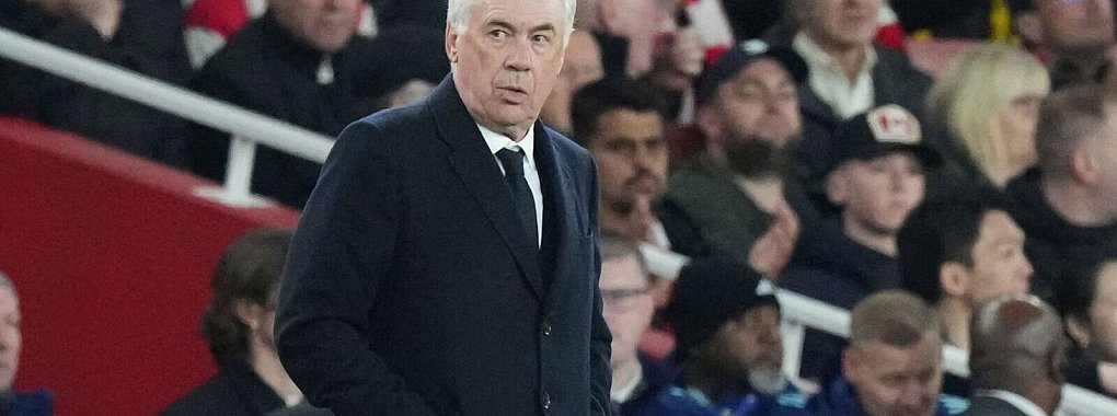 Braucht im Rückspiel ein Wunder seiner Madrilenen: Trainer Carlo Ancelotti. - © Frank Augstein/AP/dpa