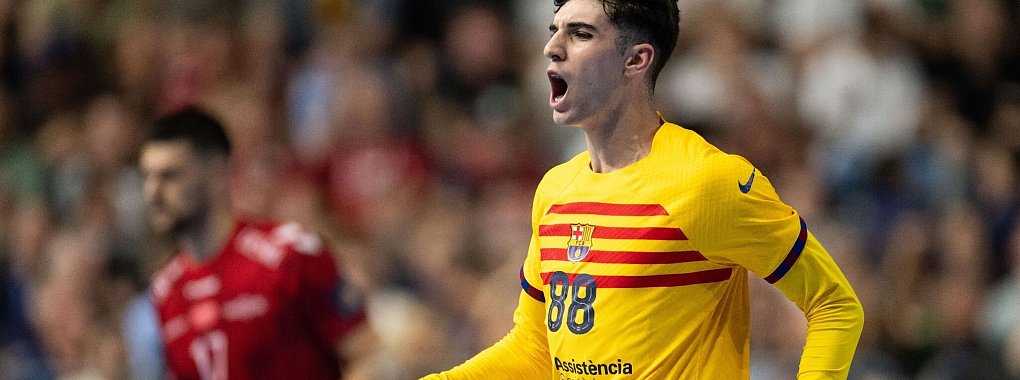 Petar Cikusa Jelicic und FC Barelona feiern den Titel in der Champions League. - &copy; Marius Becker/dpa