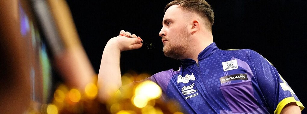 Darts-Profi Luke Littler setzte sich gegen Luke Humphries durch. - &copy; Zac Goodwin/PA Wire/dpa