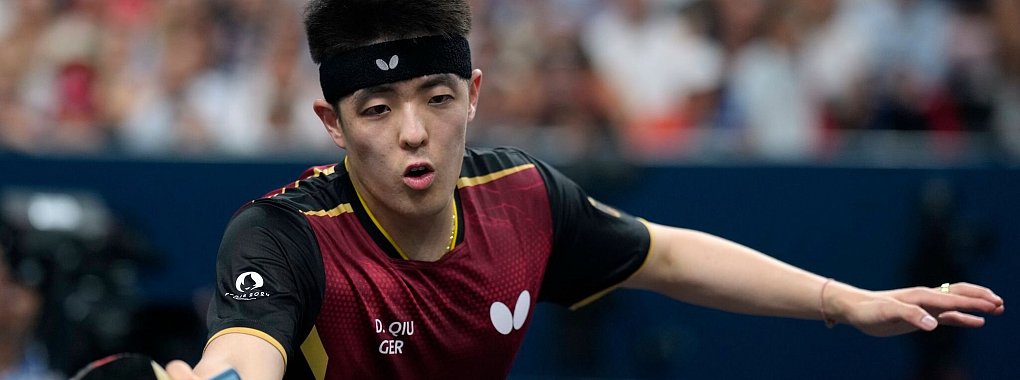 Tischtennis-Profi Dang Qiu scheitert bei den WTT Finals in Japan im Viertelfinale. - © Petros Giannakouris/AP/dpa