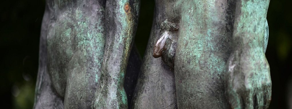 Das Landgericht Frankfurt hat mit einer Entscheidung die Rechte von Transmenschen gestärkt. - © Julian Stratenschulte/dpa