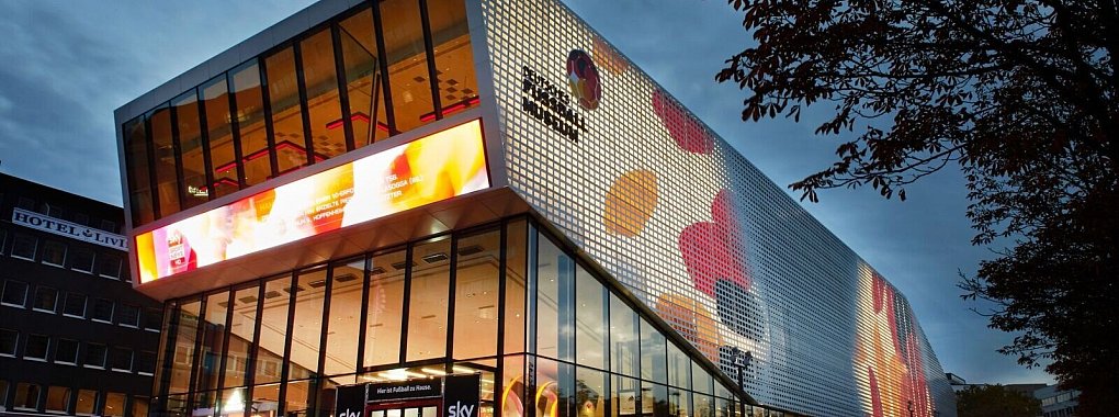 Ein Blick auf das Deutsche Fu&szlig;ballmuseum in Dortmund. - &copy; Bernd Thissen/dpa