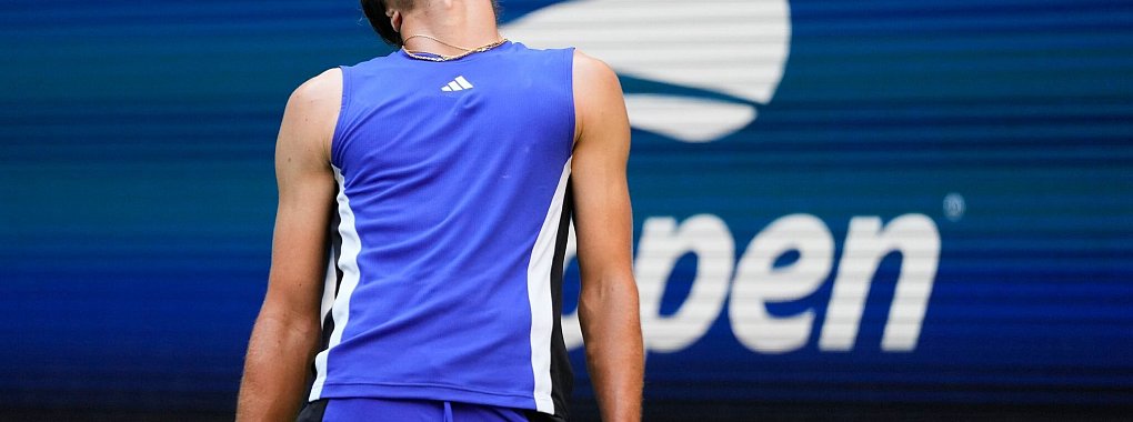 Alexander Zverev zeigte sich &uuml;ber sein Viertelfinal-Aus komplett frustriert. - &copy; Kirsty Wigglesworth/AP/dpa