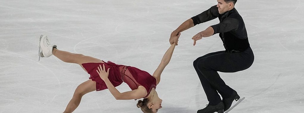 Das deutsche Eiskunstlauf-Paar Minerva Hase und Nikita Wolodin belegte beim Grand Prix in Frankreich den ersten Platz. - © Aurelien Morissard/AP