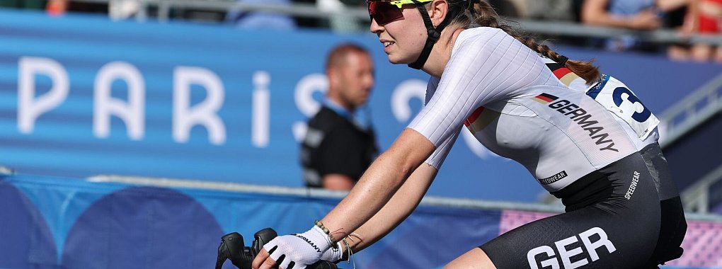Olympia-Starterin Niedermaier verlängerte ihren Vertrag bei Canyon-Sram. - © Jan Woitas/dpa