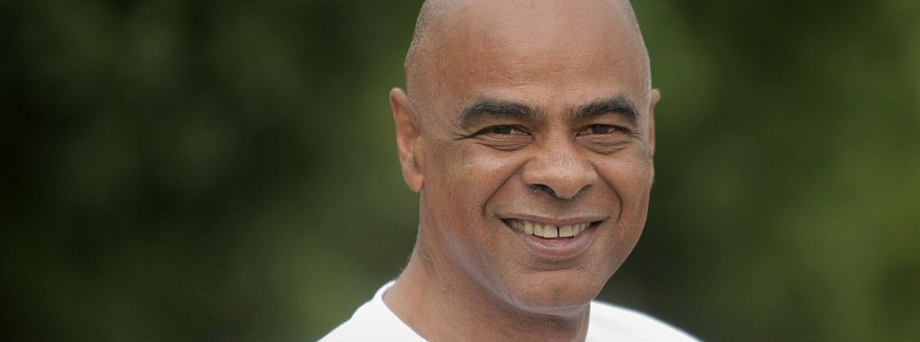 Schauspieler Charles M. Huber kommt mit einem Krimi zurück ins TV. - © Fredrik von Erichsen/dpa