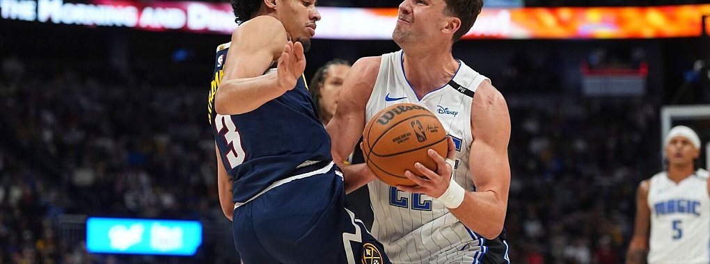 Franz Wagner (rechts) erzielte bei der Niederlage seiner Orlando Magic gegen die Denver Nuggets 14 Punkte. - © David Zalubowski/AP/dpa