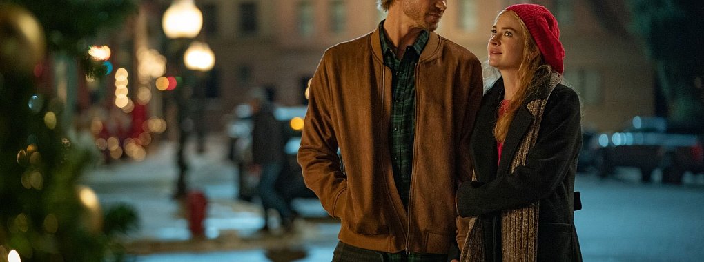 Chad Michael Murray und Britt Robertson im Netflix-Weihnachtsfilm «The Merry Gentlemen» (Start war am 20. November). - Cr. Katrina Marcinowski/Netflix © 2024/dpa