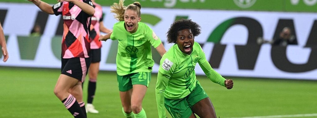 Bayern gegen Wolfsburg (mit Lineth Beerensteyn/r.): Klassiker am Freitagnachmittag. (Foto Archiv) - © Swen Pförtner/dpa
