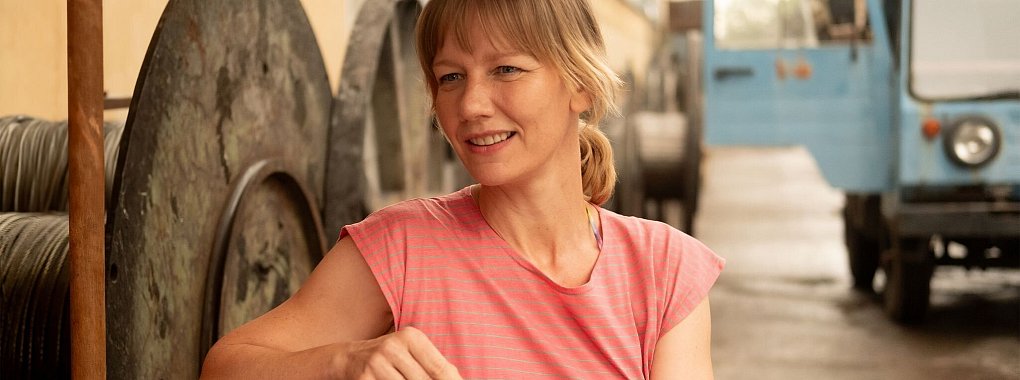 Sandra H&uuml;ller als Maren in einer Szene des Films &laquo;Zwei zu Eins&raquo;. (Undatierte Filmszene) - &copy; Peter Hartwig/X Verleih AG/dpa