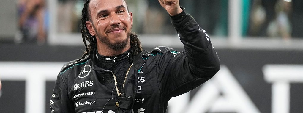 Fährt ab 2025 für Ferrari: Lewis Hamilton. - © Darko Bandic/AP/dpa