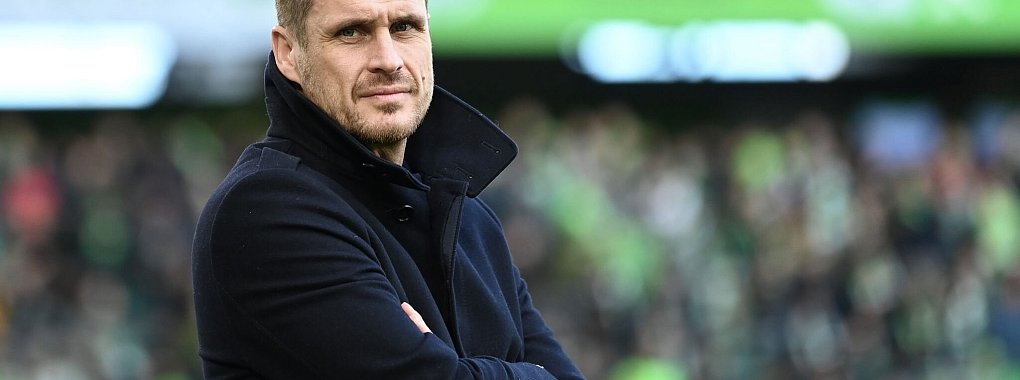 BVB-Sportdirektor Sebastian Kehl geriet mit Atl&eacute;tico Madrids Trainer Diego Simeone aneinander. - &copy; Swen Pf&ouml;rtner/dpa