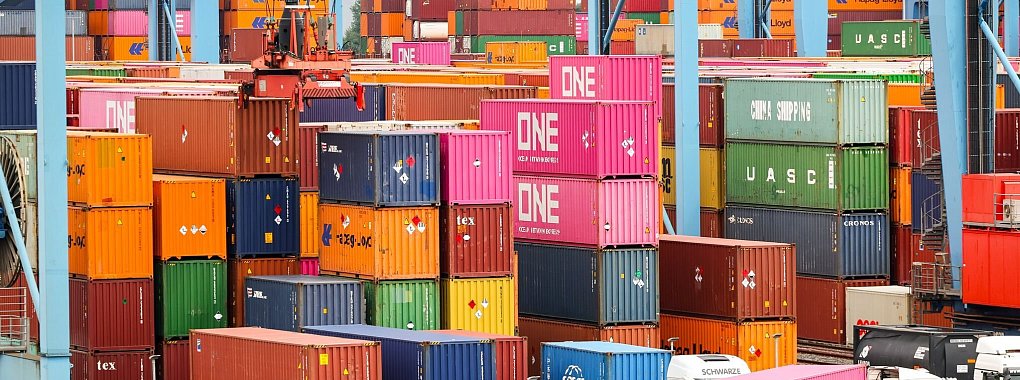 Sind für den freien Welthandel nicht unbedingt förderlich: Zölle. - © Christian Charisius/dpa/dpa-tmn