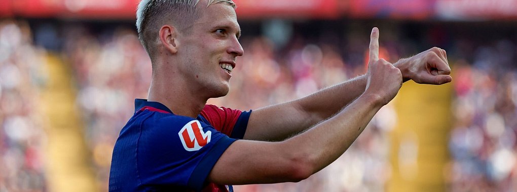 Dani Olmo darf vorerst wieder spielen. - © Joan Monfort/AP/dpa