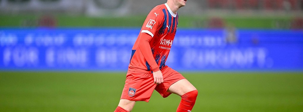 Paul Wanner spielt mit Heidenheim in München gegen «seine» Bayern vor. - © Harry Langer/dpa