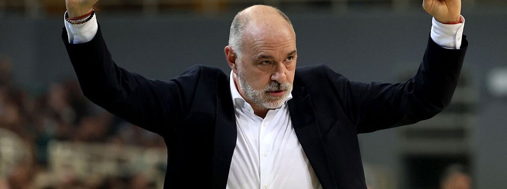 Trainer Pablo Laso und die Bayern holten in der Bundesliga den zehnten Sieg in Serie. - © Yorgos Karahalis/dpa/Archivbild