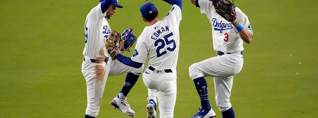Die LA Dodgers gewinnen auch das zweite Finale in der World Series gegen die New York Yankees. - © Julio Cortez/AP/dpa