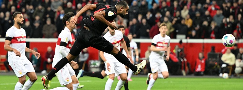 Jonathan Tah k&ouml;pfte Leverkusen in der 90. Minute zum Sieg. - &copy; Federico Gambarini/dpa