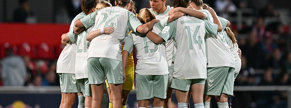 Gemeinsam stärker? Der Frauenfußball will sich mithilfe einer Projektgesellschaft stärker professionalisieren. - © Hendrik Schmidt/dpa
