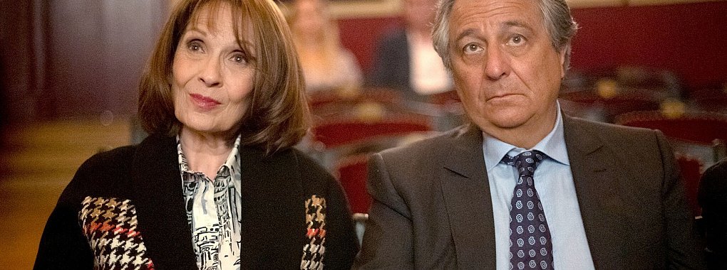 Claude (Christian Clavier, re.) und Marie (Chantal Lauby, li.) haben mal wieder wenig Verst&auml;ndnis f&uuml;r die Partnerwahl ihrer T&ouml;chter. - &copy; Neue Visionen Filmverleih/ARD/dpa