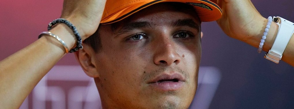 Lando Norris hat nur noch 62 WM-Punkte Rückstand auf Max Verstappen. - © Luca Bruno/AP/dpa