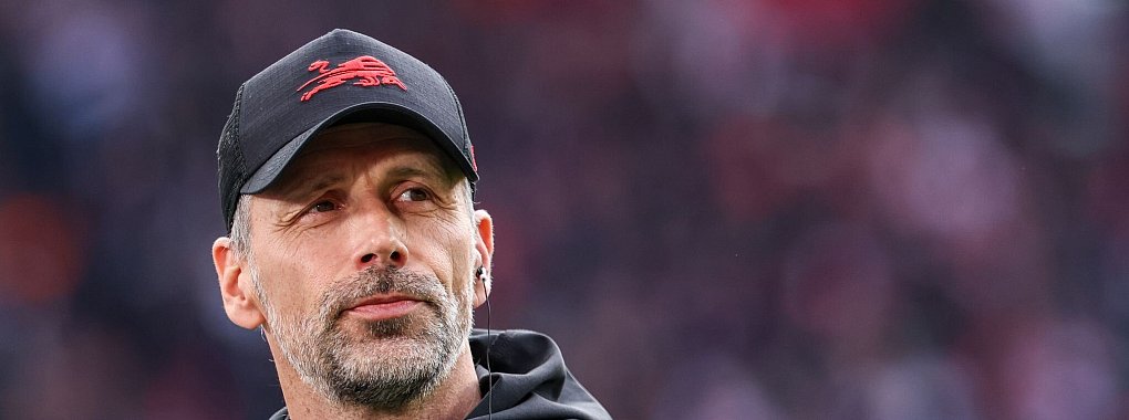 Unruhige Zeiten in Leipzig - auch für Trainer Marco Rose. - © Jan Woitas/dpa