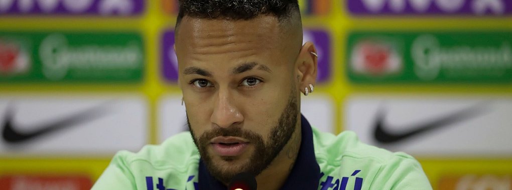 Neymar wird aufgrund einer Verletzung nicht für die Nationalmannschaft spielen. (Archivbild) - © Bruna Prado/AP/dpa