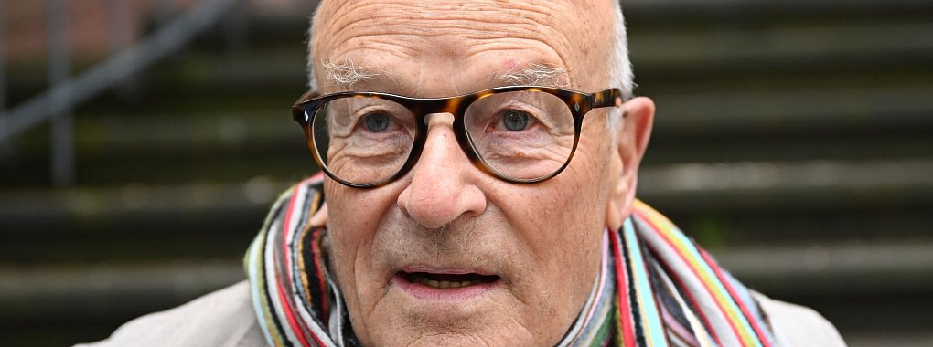 Im Mai wird Volker Schl&ouml;ndorff mit dem Preis &laquo;Goldener Ochse&raquo; ausgezeichnet. - &copy; Arne Dedert/dpa