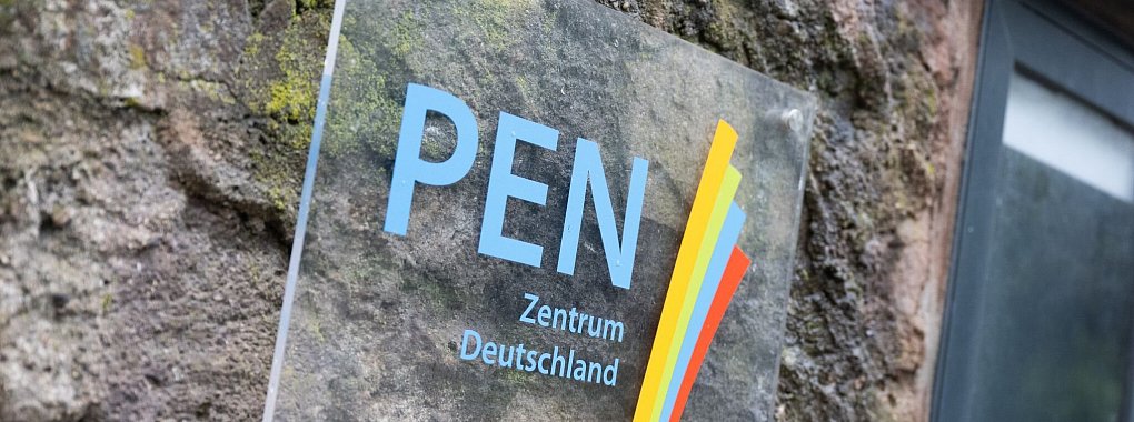 Bei der Autorenvereinigung PEN gibt es eine Übergangslösung (Archivbild) - © Boris Roessler/dpa