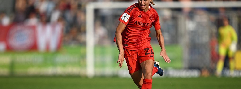 Pernille Harder schoss den FC Bayern gegen Hoffenheim zum Sieg. - © Sebastian Christoph Gollnow/dpa