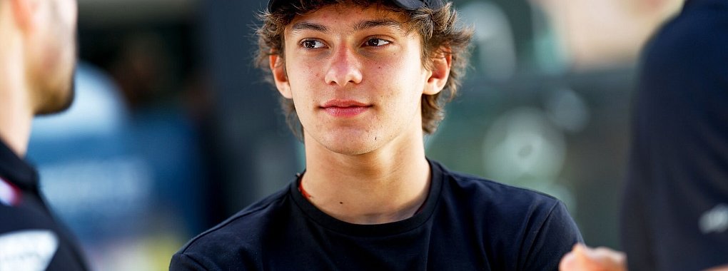 Kimi Antonelli wird am Freitag im Mercedes beim Training in Italien fahren. - © -/DPPI/dpa